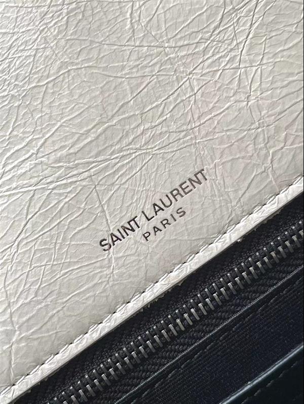 2026127204343279 650